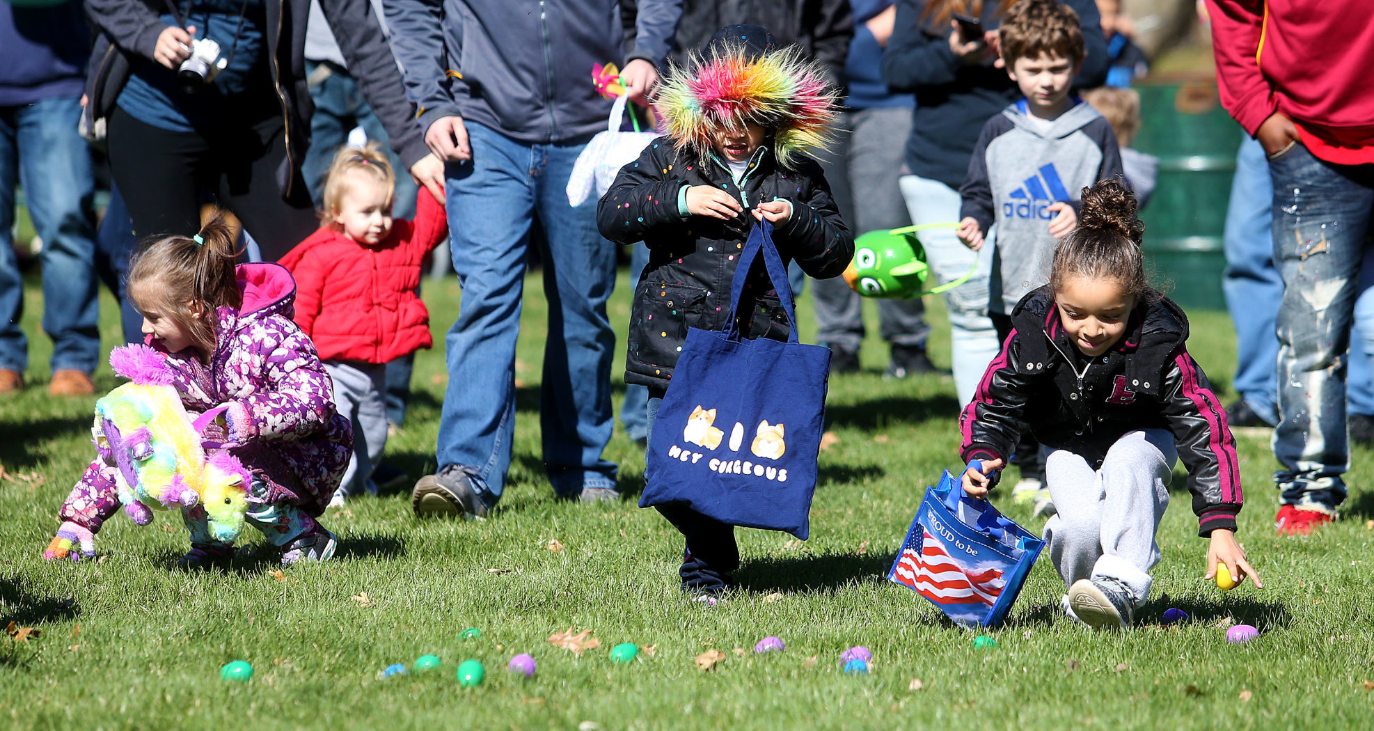 041319-mus-egghunt-006